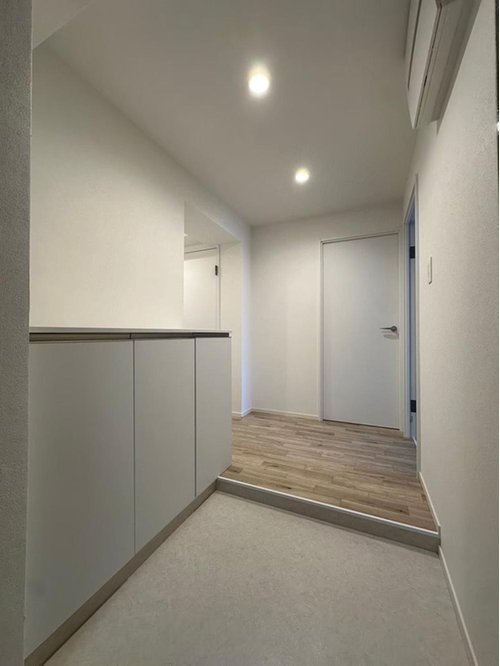 武庫川サニーハイツの玄関