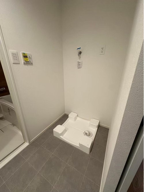 武庫川サニーハイツのランドリースペース