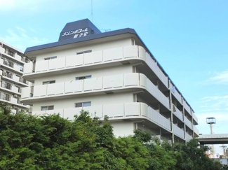 【外観】 | 総戸数40戸、1980年11月築、管理人は日勤勤務につき管理体制良好です♪