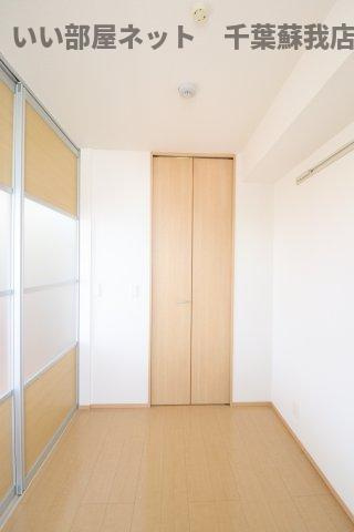 ベイリーフの寝室|ゆとりの広さです