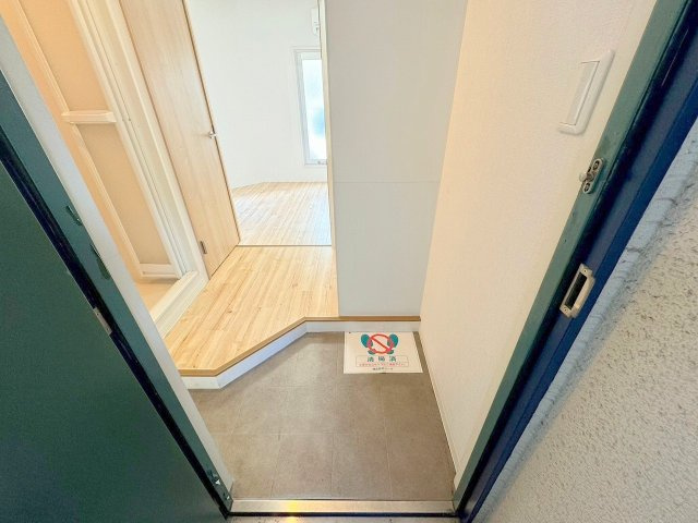 メゾンオパルの玄関