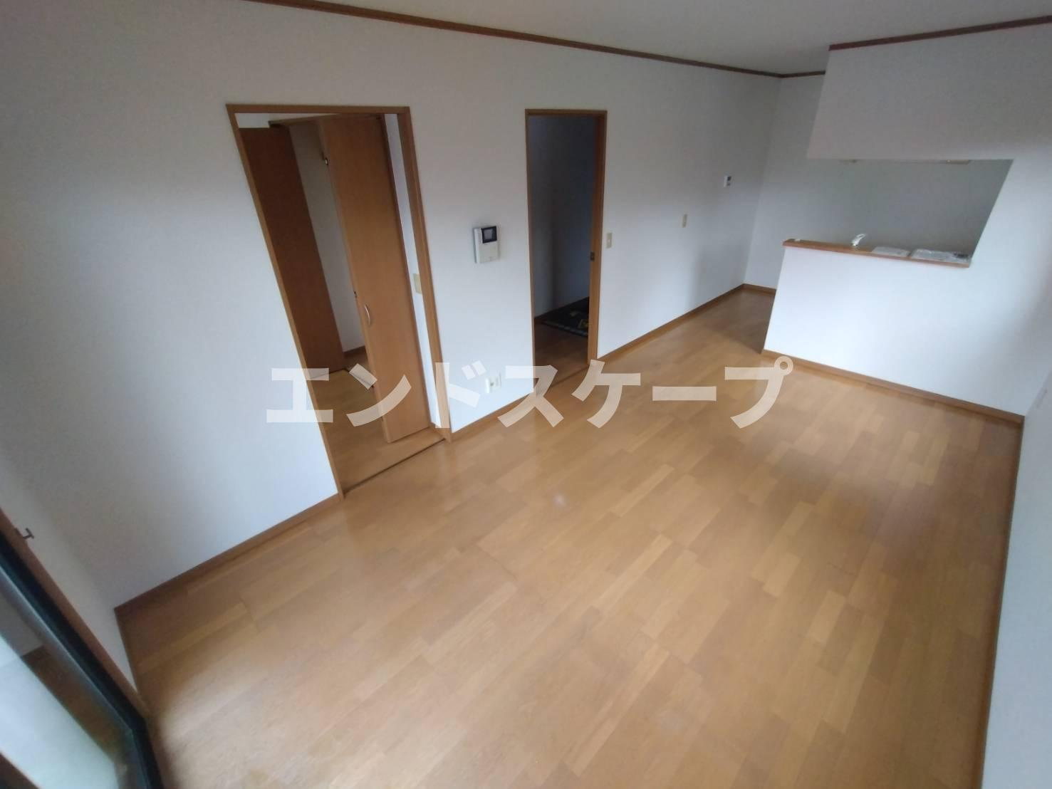 サンイーストの居間・リビング|高崎、前橋エリアのお部屋探しはエンドスケープまで！お客様の理想お聞かせ下さい♪