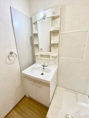 【独立洗面台】 | ハイツ緑ヶ丘 | ※イメージ