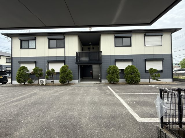 ディアス北条 E棟の外観