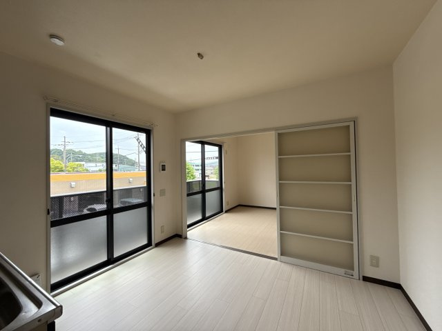 ディアス北条 E棟の居間・リビング