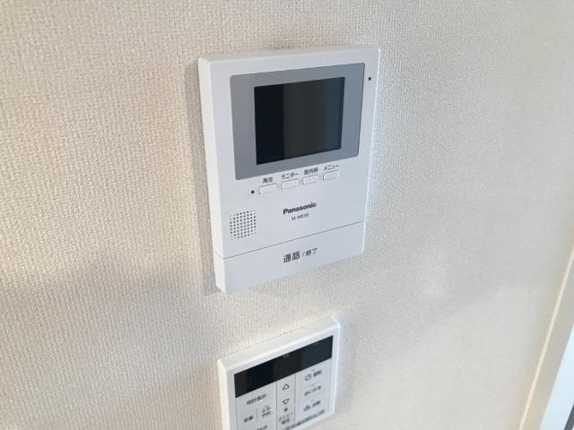 【セキュリティ】 | ハピネ吉川 | カメラ付インターホン