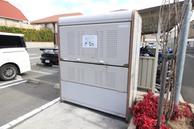 【周辺】 | ForestValleyⅢ B棟 | 敷地内ゴミステーション