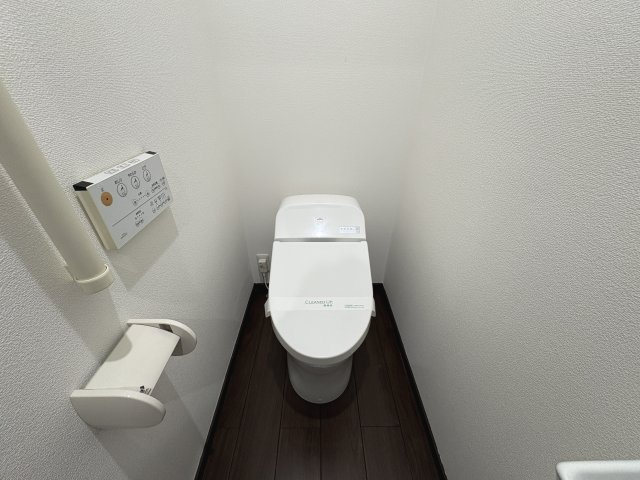 神戸市西区池上２丁目戸建のトイレ