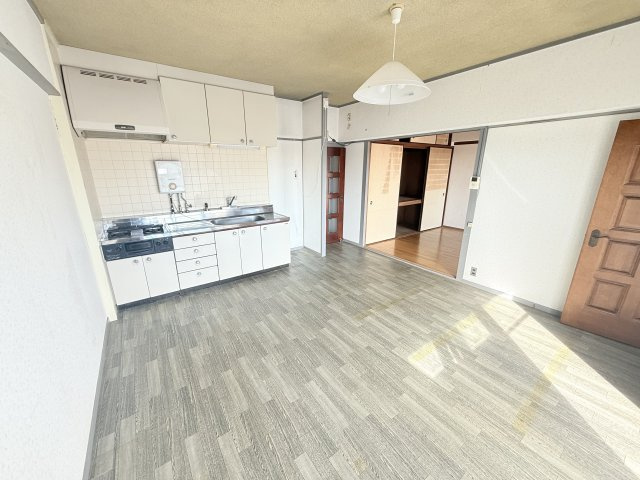 塩屋住宅２号棟のキッチン