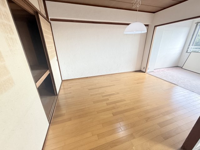 塩屋住宅２号棟の洋室