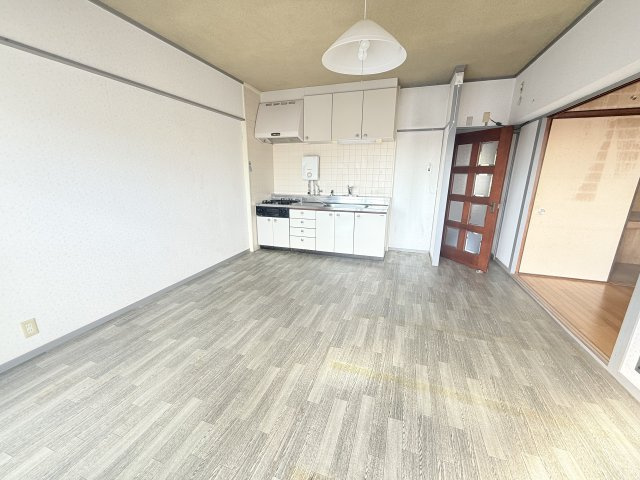 塩屋住宅２号棟のキッチン