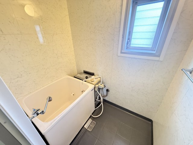 塩屋住宅２号棟の浴室