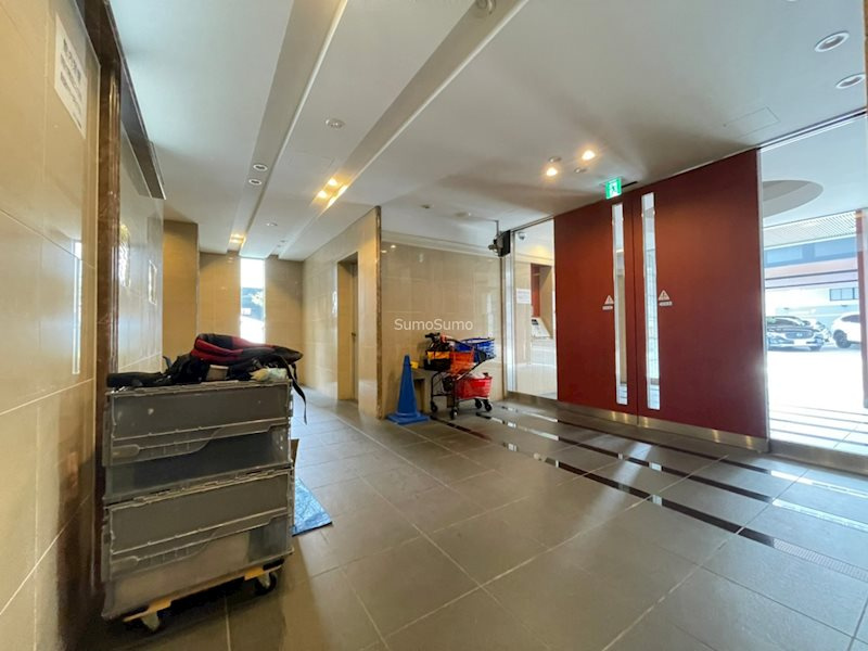 エスリード難波WESTの外観