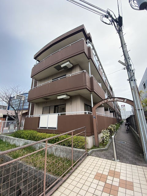 ハイツフルブルームⅡの外観