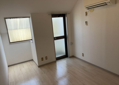 【洋室】 | メゾンドアンピィール