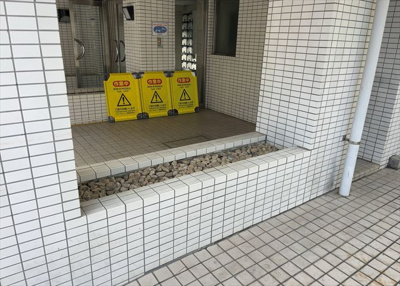 【庭】 | メゾンドアンピィール