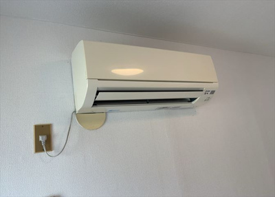 【冷暖房・空調設備】 | メゾンドアンピィール | 設備と言っても種類が多く、欲しいものすべてが設置されていることは少ないでしょう。そのため、予めご家族でどの設備が必須になるかなどを決めてから現地を見学することでより住み始めの想像が出来ていいでしょう。