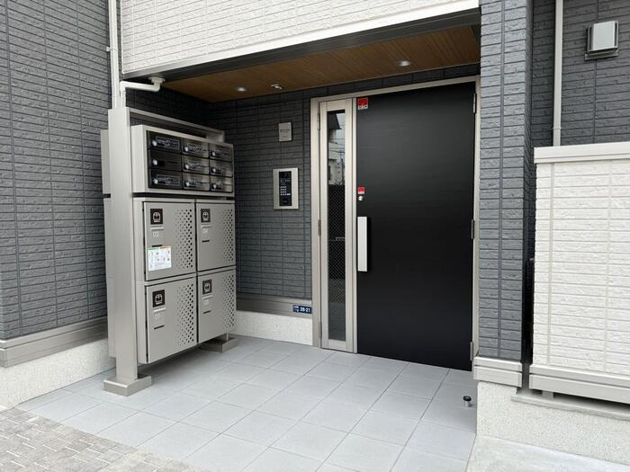 アリビオ立花のエントランス|ゆとりのあるエントランスです