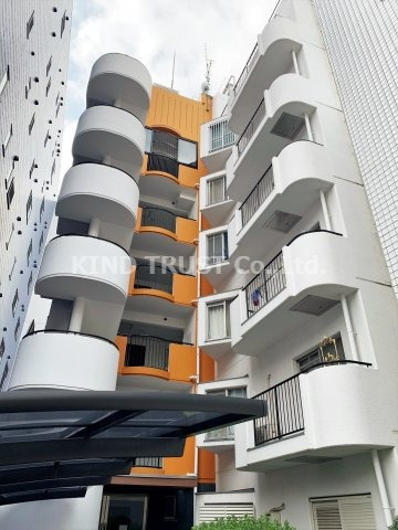 佐々木マンションの外観|落ち着いた雰囲気の外観です