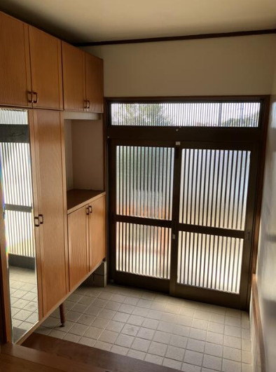 売中古戸建　中央区富塚町の玄関