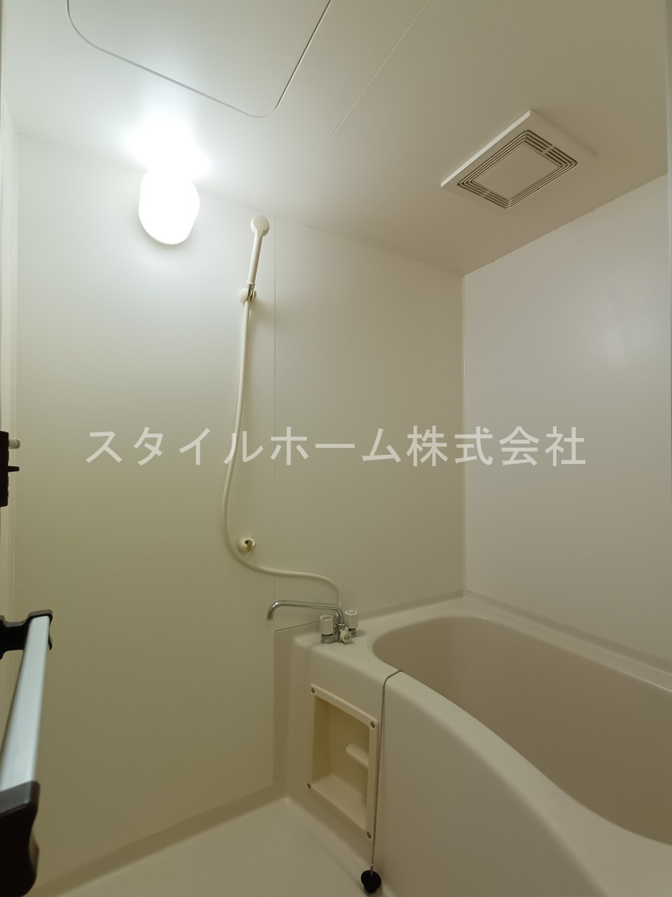 エトワール佐藤の浴室