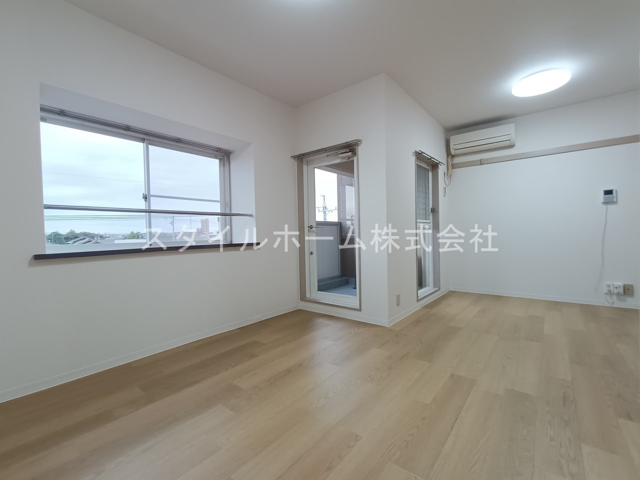 エトワール佐藤の居間・リビング