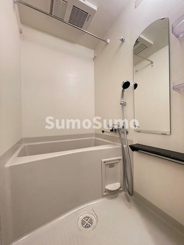 プレサンスKOBEシフォンの浴室|ゆったり過ごせるお風呂です