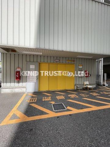 コープ野村梅田A棟の駐車場|車をお持ちの方に嬉しい駐車場付きの物件です