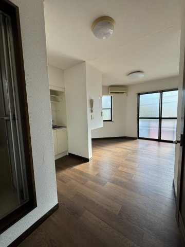 シュクレ須磨の居間・リビング