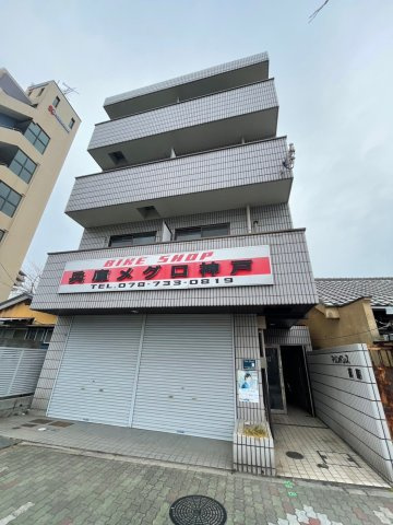 マリンパレス須磨の外観