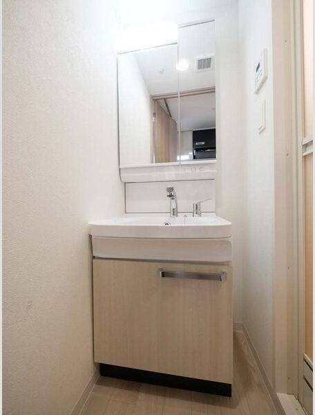 神戸市長田区細田町２丁目の賃貸マンションの洗面所