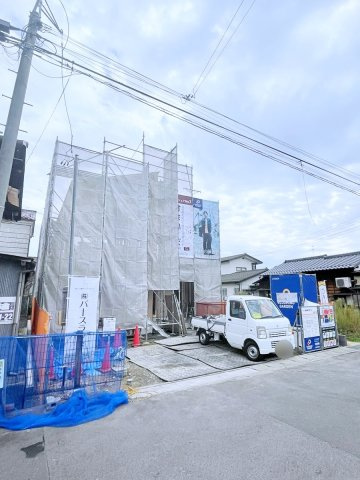 福島市飯坂町十網下　BLOOMING GARDEN　全1棟の前面道路含む現地写真