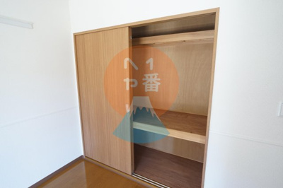 【その他】 | ベルエールB棟 | 収納が大きいのでたくさん入りますね。