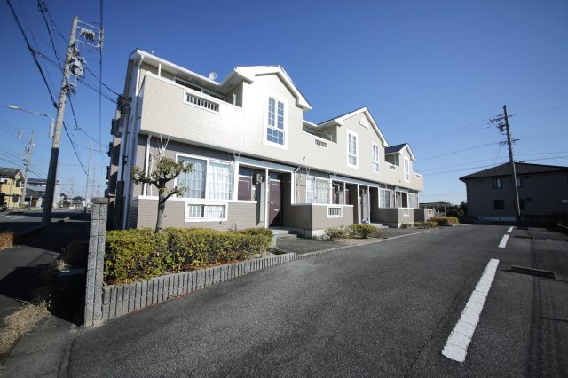 アヴニールT・Mの駐車場