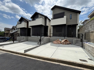 【外観】 | 神戸市垂水区南多聞台8丁目　新築戸建1号棟　仲介手数料無料！ | 外はこのようになっています