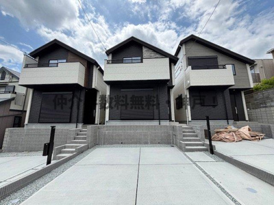 【外観】 | 神戸市垂水区南多聞台8丁目　新築戸建2号棟　仲介手数料無料！ | 落ち着いた雰囲気の外観です