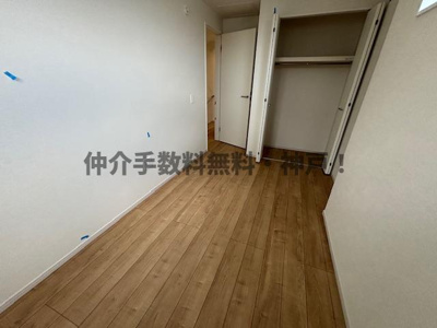 【洋室】 | 神戸市垂水区南多聞台8丁目　新築戸建3号棟　仲介手数料無料！ | 明るい洋室です