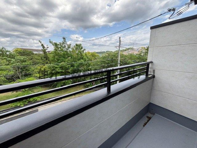 【バルコニー】 | 神戸市垂水区南多聞台8丁目　新築戸建3号棟　仲介手数料無料！ | バルコニー付きです