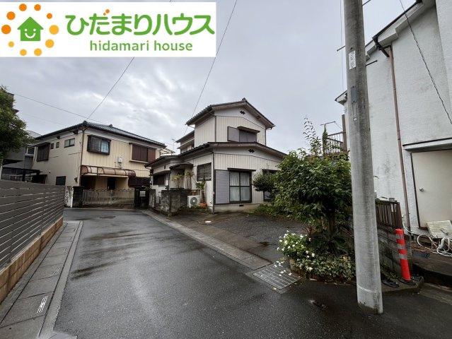 伊奈町大針　売地の前面道路含む現地写真