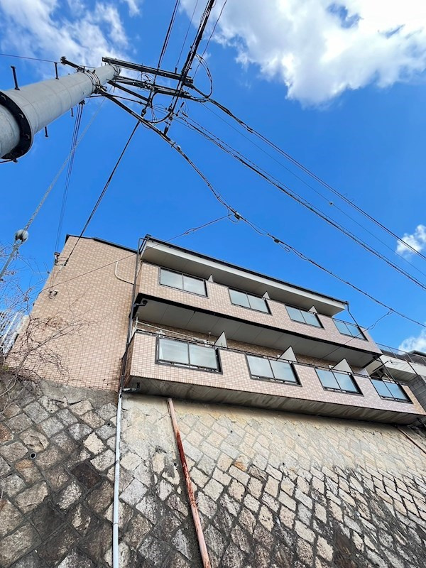 ハイツイフの外観