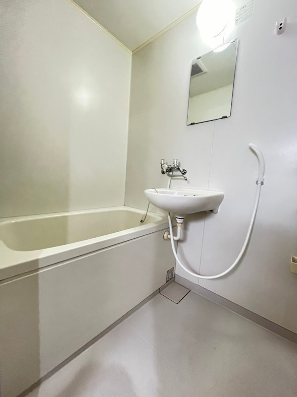 ハイツイフの浴室