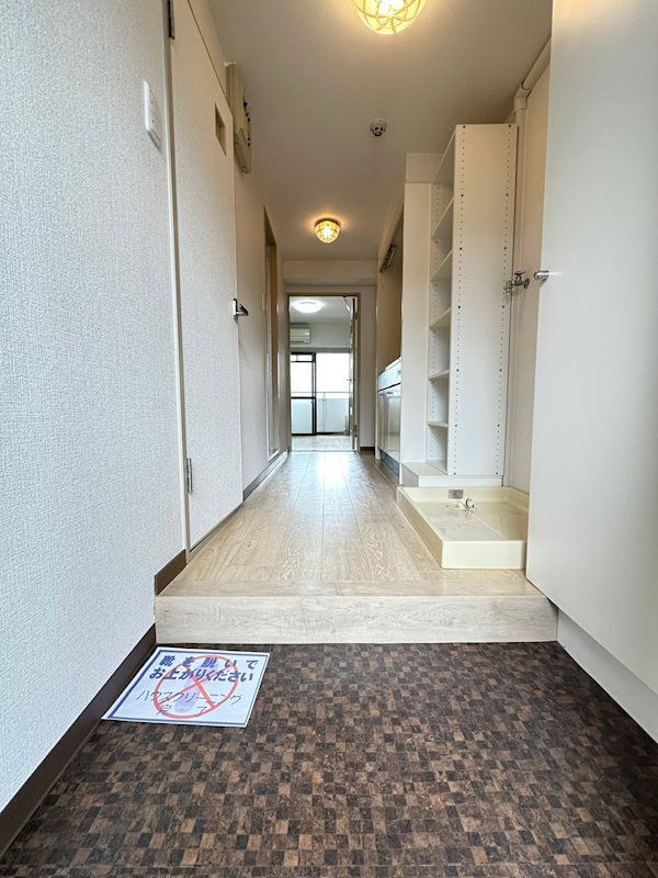 グランディア摩耶LEGENDの玄関