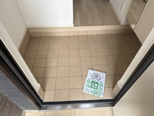 ロジュマンⅢの玄関