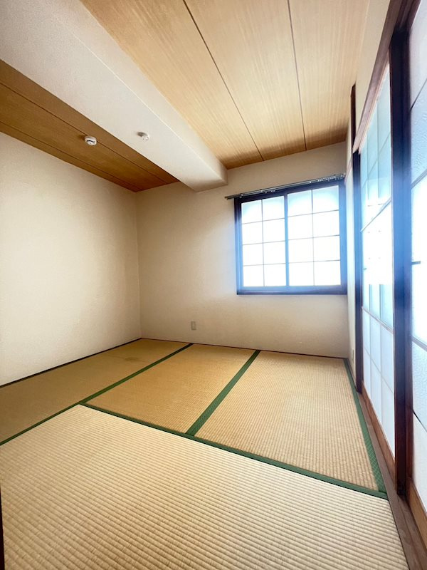 睦マンションの和室