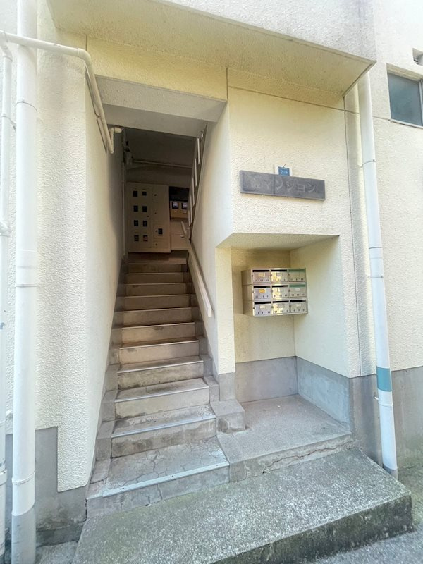 睦マンションの外観