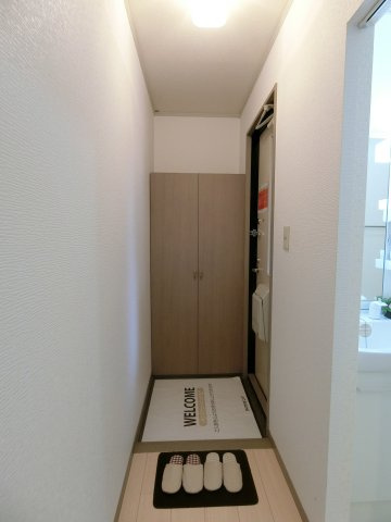プリムローズⅢC棟の玄関