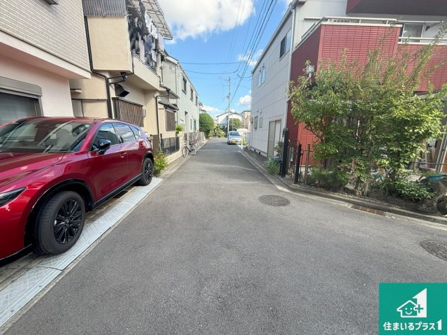 高槻市高西町　新築未入居の前面道路含む現地写真|周辺は落ち着いた街並みの住宅地！子育てがしやすい住環境です！まだ未完成ですが、現地でしかわからない事もございます。是非一度ご覧ください。