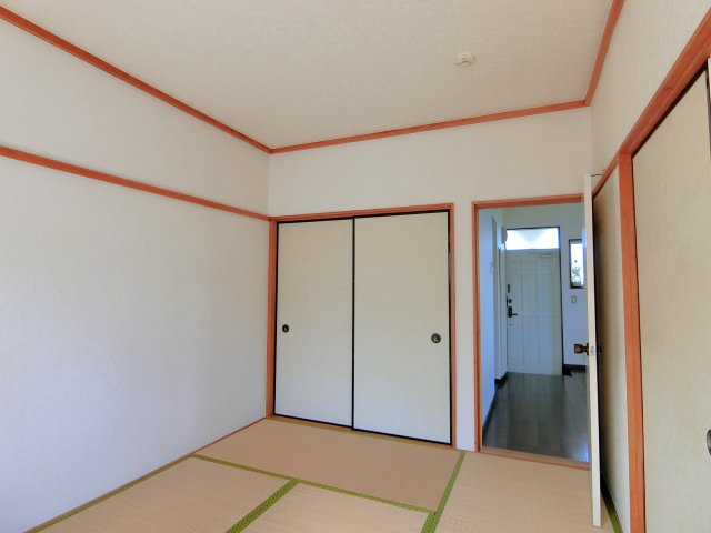 太陽のすまいるの和室