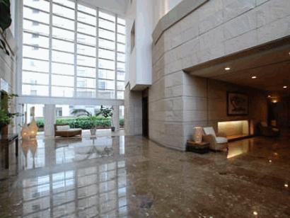 渋谷区広尾１丁目の賃貸マンションのその他|エントランスホール