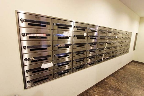 渋谷区広尾１丁目の賃貸マンションのその他|メールコーナー